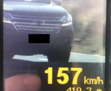 As equipes do Batalhão de Polícia Rodoviária (BPRv) estão ativas com fiscalizações para inibir o excesso de velocidade em toda a malha rodoviária estadual. A análise da unidade dos primeiros três meses deste ano aponta um dado alarmante sobre a segurança viária: o aumento de 345% de flagrantes de motoristas em velocidade acima do permitido em relação ao primeiro trimestre do ano passado. -  Curitiba, 27/04/2021 - Foto: SESP/PR