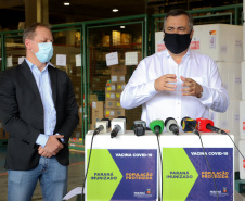 São 303.000 doses da Covishield, da Universidade de Oxford/Astrazeneca/Fiocruz, e 6.200 doses da Coronavac. Doses serão distribuídas às 22 Regionais do Paraná a partir das 8h desta sexta-feira (29). Foto: Ari Dias/AEN