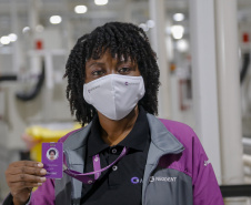 Os rostos e as histórias por trás do recorde de empregos criados no Paraná em 2021 - Dia do Trabalho  - Natalina dos Santos Oliveira   -  Foto Gilson Abreu/AEN