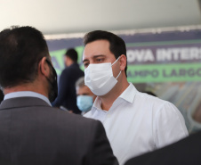 O governador Carlos Massa Ratinho Junior inaugura nesta segunda-feira (3), o  viaduto Prefeito Marcelo Puppi e  passarela William Haj Mussi, no Km 109 da BR-277, nas proximidades do Cercadinho em Campo Largo.  03/05/2021 - Foto: Geraldo Bubniak/AEN