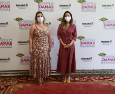A primeira-dama do Paraná, Luciana Saito Massa, presidiu nesta terça-feira (4), em Curitiba, o primeiro Encontro de Primeiras-Damas do Paraná. A iniciativa tem como objetivo promover um debate entre as primeiras-damas de todos os municípios paranaenses sobre políticas públicas direcionadas à área social e à mulher. 