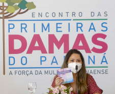 Encontro das primeiras damas do Paraná. Luciana Saito Massa
Foto Gilson Abreu/AEN