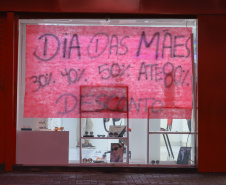 Menor Preço: aplicativo ajuda a economizar nas compras deste Dia das Mães. Foto: Geraldo Bubniak/AEN