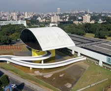 MON e MAC reabrem com novas exposições e protocolos de segurança. Foto: Alessandro Vieira/AEN