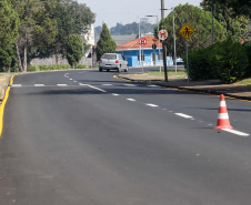 Nesta quarta-feira (05), o Secretário da Infraestrutura e Logística do Paraná, Sandro Alex, acompanhado do reitor da Universidade Estadual de Ponta Grossa, Miguel Sanches Neto, e da prefeita Elizabeth Schmidt, inaugurou o recapeamento asfáltico do campus de Uvaranas.Foto: Rodrigo Felix Leal/SEIL