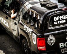 A eficácia dos serviços executados pela Companhia de Operações com Cães (COC) do Batalhão de Operações Especiais (BOPE) da Polícia Militar do Paraná (PMPR) elevou os números de apreensões de drogas e armas de fogos nos últimos 16 meses