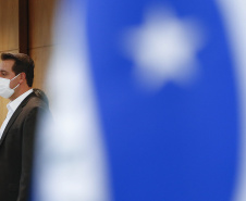 O Governo do Estado formalizou nesta quarta-feira (12), em ato no Palácio Iguaçu, o repasse de R$ 7.694.001,21 para a execução do projeto Pelo Direito à Vida III do Hospital Pequeno Príncipe, mantido por entidade filantrópica, de Curitiba.
O convênio foi assinado pelo governador Carlos Massa Ratinho Junior e pelo diretor corporativo do Complexo Pequeno Príncipe, José Álvaro da Silva Carneiro.  Foto: Jonathan Campos/AEN