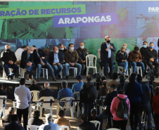 O governador Carlos Massa Ratinho Junior anuncia nesta quinta-feira (13) novos recursos para Arapongas, no Norte do Paraná. São investimentos para a Santa Casa, estradas rurais, pavimentação de ruas e avenidas, um parque urbano e moradias populares. 13/05/2021 - Foto: Geraldo Bubniak/AEN