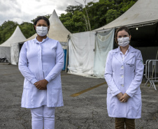 Hoje, 17 de maio, é uma data que poucos lembram, mas que merece atenção especial, principalmente de quem trabalha sob tensão ou muito estresse. Hoje é Dia Mundial da Hipertensão, por isso, a equipe médica que atua no Porto de Paranaguá aproveita para conscientizar, em especial, os caminhoneiros sobre a importância de não descuidar da saúde na boleia. - Paranaguá, 17/05/2021  -  Foto: Claudio Neves/Portos do Paraná