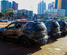 Equipes policiais do Batalhão de Operações Especiais (Bope), treinadas para dar suporte às unidades de área da PM nas ocorrências de maior periculosidade, estão na região de Cascavel nesta semana. A Operação Pronta Resposta IV foi lançada nesta terça-feira (18), no centro da cidade, com a participação do subcomandante-geral da PM, coronel Rui Noé Barroso Torres. - -  Cascavel, 18/05/2021  -  Foto: PMPR/SESP-PR