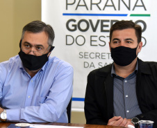 A Secretaria de Estado da Saúde (Sesa) realizou uma reunião com a Associação dos Municípios do Paraná e as 19 associações microrregionais dos municípios nesta terça-feira (18) para apresentar a situação epidemiológica da Covid-19 no Estado.  -  Curitiba, 18/05/2021  -  foto: américo Antonio/SESA