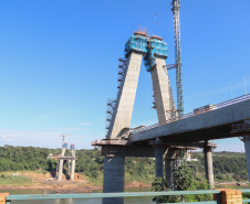 Andamento das obras na  Ponte da Integração Brasil - Paraguai, entre Foz do Iguaçu e Presidente Franco .08/04/2021 - Foto: Geraldo Bubniak/AEN