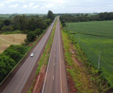  PR-323 entre Doutor Camargo e Paiçandu, na região Noroeste. O investimento por parte do Governo do Estado em toda a obra é de R$ 78,7 milhões. Foto: Geraldo Bubniak/AEN