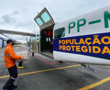 Paraná distribui 37.440 doses de vacina contra Covid-19 da Pfizer para 21 municípios. Foto: José Fernando Oura/AEN