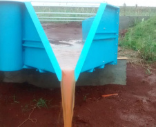 Monitoramento hidrossedimentológicos em microbacias hidrográficas ? Foto: Professora  Graziela  Moraes de Cesare Barbosa.