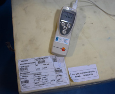 Mais uma leva de vacina Cominarty, produzida pela Pfizer/BioNTech, chegou ao Paraná nesta quinta-feira (3). O lote de 37.440 doses foi recebido às 13h20 no Aeroporto Internacional Afonso Pena, em São José dos Pinhais, na Região Metropolitana de Curitiba, e seguiu para conferência no Centro de Medicamentos do Paraná (Cemepar), onde chegou às 13h50.  -  Curitiba, 03/06/2021  -  Foto: Américo Antonio/SESA