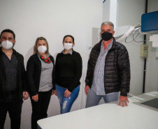 Governo do Estado realiza repasse que viabiliza aquisição de aparelho de raio X na Santa Casa de Misericórdia de Ribeirão Claro
. Foto: Prefeitura de Ribeirão Claro