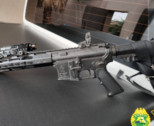 Polícia Militar e Ministério Público cumprem 45 mandados de prisão e apreendem fuzil e coletes balísticos no interior do estado  -  Curitiba, 10/06/2021  -  Foto: PMPR/SESP-PR