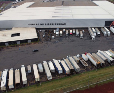 O governador Carlos Massa Ratinho Junior participou nesta sexta-feira (11), em Cambé, no Norte do Estado, da inauguração do Muffato Foods, um dos mais modernos centros de processamento de alimentos do Paraná, que recebeu investimento de R$ 170 milhões.Foto: Jonathan Campos/AEN
