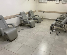 O Governo do Estado repassou dois ventiladores e dois monitores multiparamétricos para o Pronto Atendimento 24 horas de Rolândia, que foi aberto nesta sexta-feira (11). A unidade vai receber pacientes em situações de urgência e emergência e foi ampliada com recursos da prefeitura e da iniciativa privada. - Foto: Bruno Costa