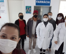 A Secretaria de Estado da Saúde (Sesa) registrou ações de vacinação contra a Covid-19 neste sábado (12) nas 22 Regionais de Saúde do Paraná. A iniciativa faz parte da campanha do Governo do Estado, de vacinação ?De domingo a domingo?. -  Curitiba, 12/06/2021  -  Foto: SESA