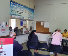 A Secretaria de Estado da Saúde (Sesa) registrou ações de vacinação contra a Covid-19 neste sábado (12) nas 22 Regionais de Saúde do Paraná. A iniciativa faz parte da campanha do Governo do Estado, de vacinação ?De domingo a domingo?.  - Curitiba, 12/06/2021  -  Foto: SESA