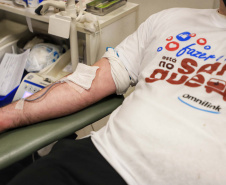 Com estoque 40% abaixo do ideal, Hemepar faz apelo à população para doar sangue. Foto: José Fernando Oura/AEN
