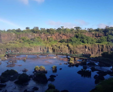 O Sistema Nacional de Meteorologia (SNM) emitiu alerta de emergência hídrica para a área da Bacia do rio Paraná, que abrange os estados de Minas Gerais, Goiás, Mato Grosso do Sul, São Paulo e Paraná, no período de junho a setembro. É a primeira vez que o órgão emite um alerta desta natureza, e a previsão é consistente com a de outros centros internacionais de análise climática. Foto: Sanepar