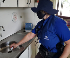 A Companhia de Saneamento do Paraná (Sanepar) começou o serviço de Vistoria Técnica Ambiental nas ligações de esgoto em imóveis dos bairros Líder, Berger e no Centro, em Coronel Vivida  -  Coronel Vivida, 16/06/2021  -  Foto: Sanepar