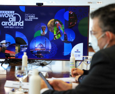 O Governo do Estado e o G7, grupo formado pelas principais entidades do setor produtivo paranaense, se reuniram nesta quarta-feira (16), por videoconferência, para discutir propostas conjuntas e mostrar o que já tem sido feito para incentivar a retomada econômica e apoiar os setores mais atingidos pela crise causada pela pandemia de Covid-19. 
. Foto: José Fernando Ogura/AEN