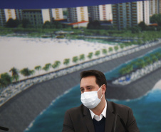 Edital de licitação da primeira fase das obras de recuperação da orla de Matinhos lançado nesta segunda-feira (21) pelo governador Carlos Massa Ratinho Junior prevê investimentos de R$ 377,85 milhões na revitalização de 6,3 quilômetros entre a Avenida Paraná e o Balneário Flórida. Foto: Jonathan Campos/AEN