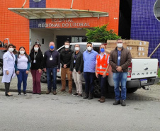 Os pacientes internados nos leitos de enfermaria exclusivos para covid-19 e pediatria do Hospital Regional do Litoral (HRL) ganham, a partir desta terça-feira (22), mais conforto e bem-estar em seu tempo de permanência no hospital. A Multinacional Louis Dreyfus Company (LDC) em parceria com a Thin Tecnologia, realizaram a doação de 14 aparelhos de TV 32 polegadas.  -  Paranaguá, 22/06/2021  -  Foto: SESA