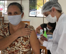 Campanha "De domingo a domingo" registra mais de 952 mil doses aplicadas aos finais de semana no Paraná  -  Curitiba, 28/06/2021  -  Foto: SESA/Com Regionais de Saúde