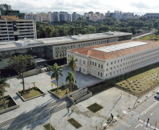 Projeto vai promover visitas guiadas a unidades de conservação do Paraná. O acordo de cooperação para execução do projeto foi assinado nesta quinta-feira (1) pelo governador Carlos Massa Ratinho Junior, o presidente do Tribunal de Justiça, desembargador José Laurindo de Souza Netto, e o prefeito de Curitiba, Rafael Greca.  -  Curitiba, 01/07/2021  -  Foto: José Fernando Ogura/AEN