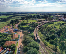 O balanço operacional da Ferroeste (Estrada de Ferro Paraná S/A) dos primeiros cinco meses do ano indica que a empresa deve manter o bom desempenho registrado em 2019 e 2020, com os primeiros resultados positivos de sua história.  Curitiba, 02/07/2021   -   Foto: Alessandro Vieira/AEN