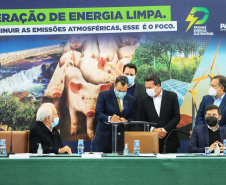 Governador Carlos Massa Ratinho Junior durante solenidade Geração de Energia Limpa - Secretária de Estado do Desenvolvimento Sustentável e do Turismo-SEDEST -  Curitiba, 05/07/2021  -  Foto: José Fernando Ogura/AEN
