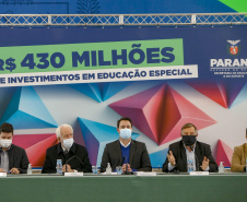 Governador  Carlos Massa Ratinho Junior assina liberação em investimentos em educação especial.
Foto Gilson Abreu/AEN