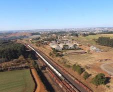 Ibama e Funai visitam os Campos Gerais para conhecer o traçado da Nova Ferroeste. Os técnicos sobrevoaram a Terra Indígena em Nova Laranjeiras. 
Foto Alessandro Vieira