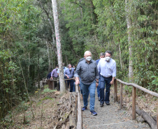 O Monumento Natural Estadual Salto São João, localizado no município de Prudentópolis, região Centro-sul do Estado, recebeu nessa quinta-feira (15) o seu Plano de Manejo - documento com normas para utilização dos atrativos naturais, visando a proteção ambiental do local.  -  Curitiba, 15/07/2021  -  Foto: SEDEST