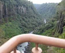 O Monumento Natural Estadual Salto São João, localizado no município de Prudentópolis, região Centro-sul do Estado, recebeu nessa quinta-feira (15) o seu Plano de Manejo - documento com normas para utilização dos atrativos naturais, visando a proteção ambiental do local.  -  Curitiba, 15/07/2021  -  Foto: SEDEST