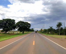 As obras de duplicação da BR-277 em Cascavel, na Região Oeste, vão começar na próxima terça-feira (20). O projeto consiste na ampliação de 5,81 quilômetros da rodovia, do km 574,4 ao km 580,2, entre o posto da Polícia Rodoviária Federal (PRF) e a Ferroeste.  -  Foto: DER