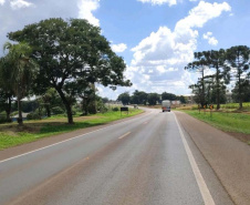 As obras de duplicação da BR-277 em Cascavel, na Região Oeste, vão começar na próxima terça-feira (20). O projeto consiste na ampliação de 5,81 quilômetros da rodovia, do km 574,4 ao km 580,2, entre o posto da Polícia Rodoviária Federal (PRF) e a Ferroeste.  -  Foto: DER