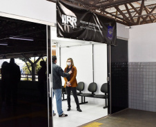 A parceria entre o Departamento Penitenciário do Paraná (Depen) e a Polícia Civil do Paraná, por meio do Instituto de Identificação (IIPR), está com um projeto pioneiro na cidade de Toledo, que permitirá o acesso à carteira de identidade aos presos que não possuem o documento.  -  Curitiba, 16/07/2021  -  foto: PCPR