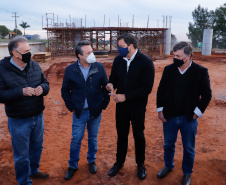 O secretário de Infraestrutura e Logística, Sandro Alex, inspeciona as obras do Trevo Gauchão e duplicação da PR-323, em Umuarama  -  Umuarama, 19/07/2021  -  Foto: Rodrigo Félix Leal/Infraestrutura
