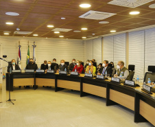 O secretário de Estado da Saúde, Beto Preto acompanha o ministro da Saúde, Marcelo Queiroga, nesta terça-feira (20) na Itaipu Binacional  em Foz do Iguaçu. Foto: Gilson Abreu/AEN