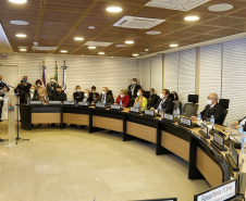 O secretário de Estado da Saúde, Beto Preto acompanha o ministro da Saúde, Marcelo Queiroga, nesta terça-feira (20) na Itaipu Binacional  em Foz do Iguaçu. Foto: Gilson Abreu/AEN