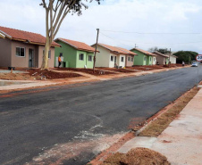 O Residencial Ibicatu, novo empreendimento habitacional em Centenário do Sul com 30 moradias, está em fase final de construção. O projeto recebeu R$ 1,7 milhão de investimento do Governo do Estado e atenderá famílias em situação de vulnerabilidade social da cidade, na região Norte do Paraná. (Foto: Ivone/Cohapar)