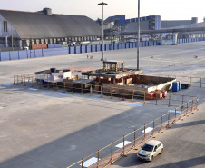 Maior produtora e exportadora de papéis para embalagens e embalagens de papel do Brasil, a Klabin iniciou as obras para a construção do seu novo terminal no cais do Porto de Paranaguá, após a assinatura da ordem para liberação dos serviços no mês de julho pela Portos do Paraná.  -  Paranaguá, 30/07/2021  -  Foto: Claudio Neves/Portos do Paraná
