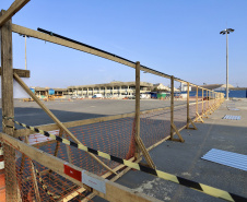 Maior produtora e exportadora de papéis para embalagens e embalagens de papel do Brasil, a Klabin iniciou as obras para a construção do seu novo terminal no cais do Porto de Paranaguá, após a assinatura da ordem para liberação dos serviços no mês de julho pela Portos do Paraná.  -  Paranaguá, 30/07/2021  -  Foto: Claudio Neves/Portos do Paraná