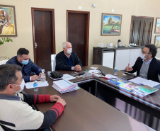 Heraldo Neves e Wellington Dalmaz, também foram recebidos nesta semana nas prefeituras de Nova Esperança e Paranavaí, no noroeste do Estado.  Foto: Fomento Paraná